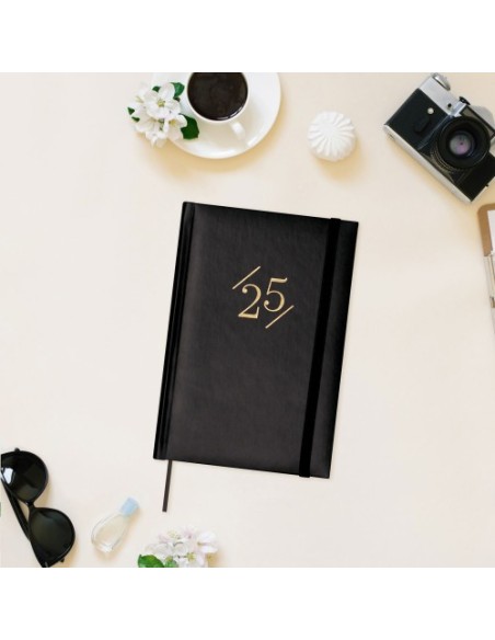 AGENDA 2025 DYNAMIC LONDON Y10 140X204MM DIA PAGINA NEGRO FINOCAM 625320225