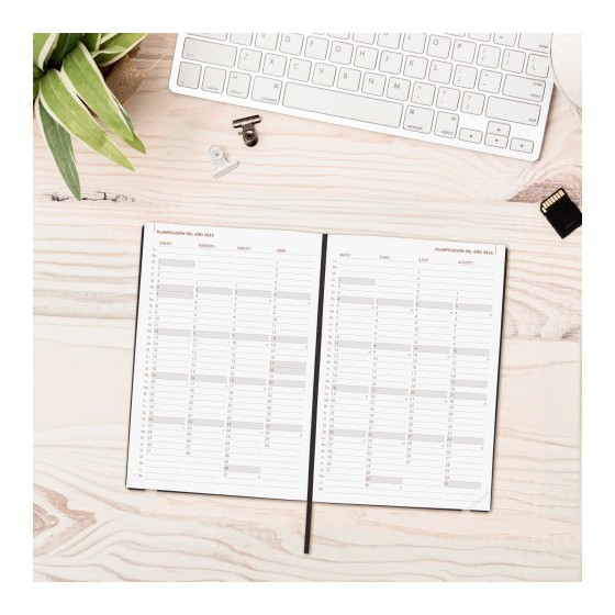 AGENDA 2025 DYNAMIC MARA Y10 140X204MM SEMANA VISTA VERTICAL NEGRO FINOCAM 621126025