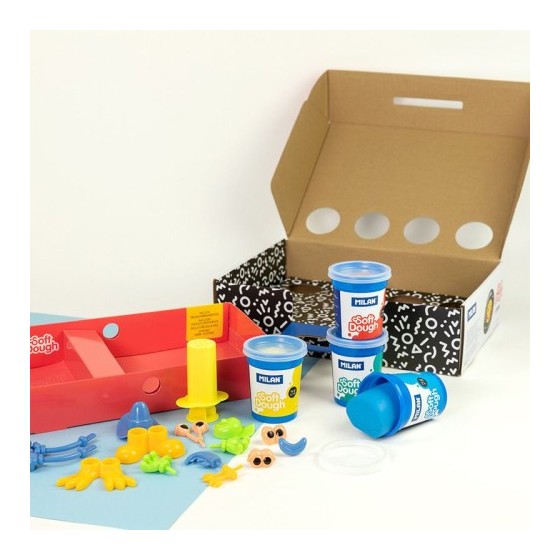 MALETÍN 4 BOTES PASTA BLANDA SOFT DOUGH DE 116GR + HERRAMIENTAS "CARAS DIVERTIDAS" MILAN 913304HF